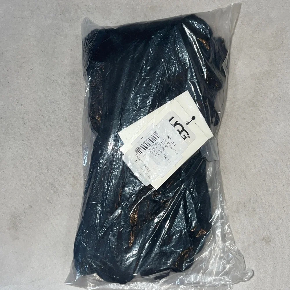 NEW UGG Genuine Dyed Shearling Slim Side Black lined Fur-Trimmed Gloves $140